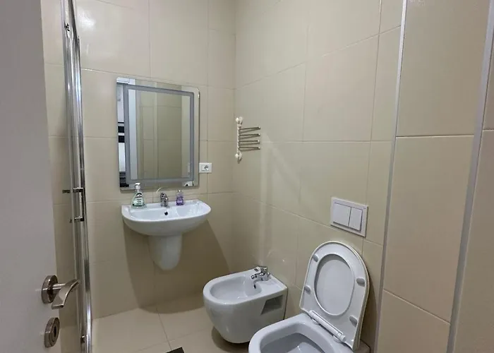 Lägenhet Urban Oasis,15 Min Walk To Centr